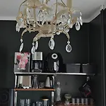 Apartment Charming In The French Quarter Of Tampere