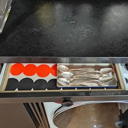 Апартаменты Charming In The French Quarter Of